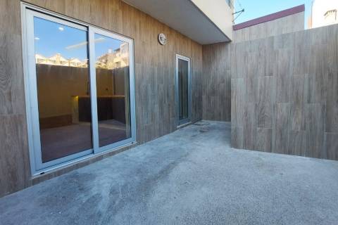 T2 + 1 c/ Terraço a 50m da Praia na Póvoa de Varzim