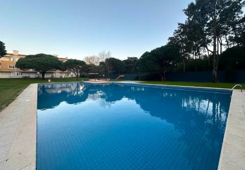 T1 em Condomínio Fechado para Arrendamento em Fão