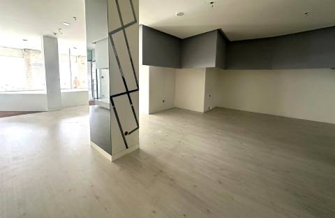 Loja para Comércio no Centro de Vila do Conde
