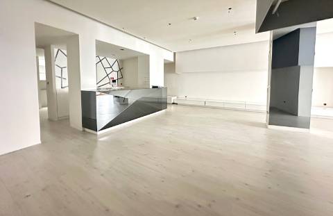 Loja para Comércio no Centro de Vila do Conde
