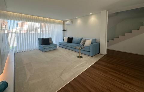 Moradia T3 Independente de Luxo na Póvoa de Varzim
