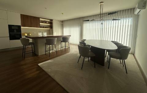 Moradia T3 Independente de Luxo na Póvoa de Varzim
