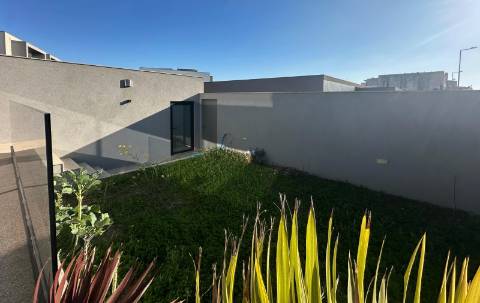 Moradia T3 Independente de Luxo na Póvoa de Varzim
