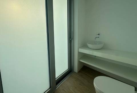 Penthouse T3 Nova em 1ª Linha de Mar em Vila do Conde