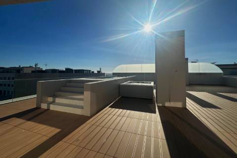 Penthouse T3 Nova em 1ª Linha de Mar em Vila do Conde