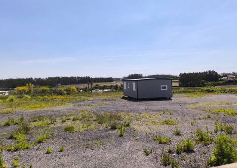 Terreno com 2.406 m² em Touguinhó Vila do Conde