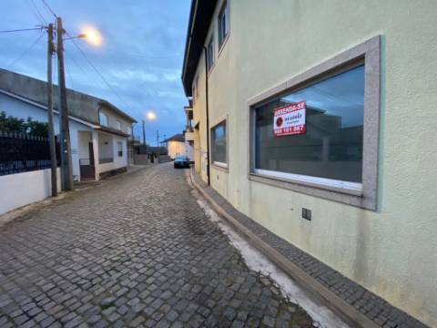 Loja com 145m2 em Vila Chã Vila do Conde