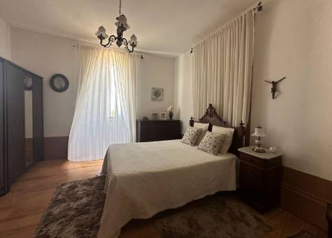 Moradia T3 Rústica em Terroso Póvoa de Varzim