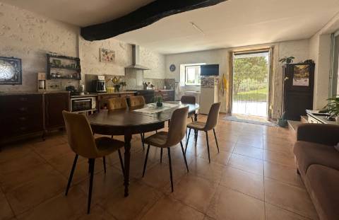 Moradia T3 Rústica em Terroso Póvoa de Varzim