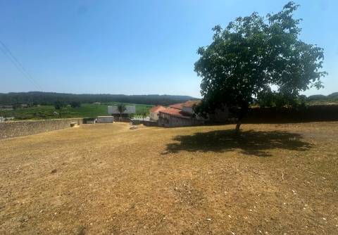 Moradia T3 Rústica em Terroso Póvoa de Varzim