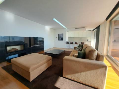 T3 de Luxo c/ Terraço Panorâmico no Último Piso em Vila do Conde