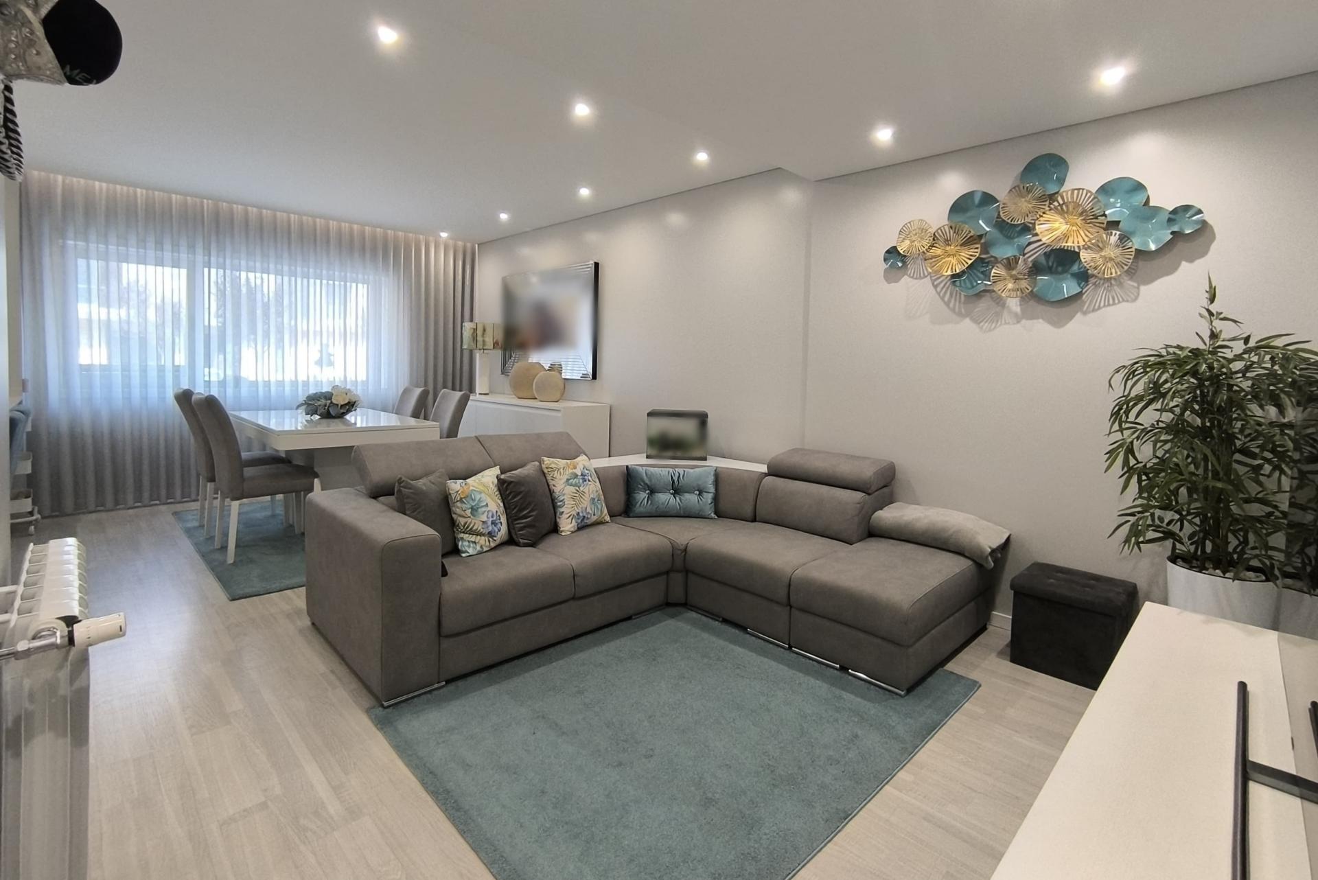 Apartamento T3 com Terraço na Póvoa de Varzim