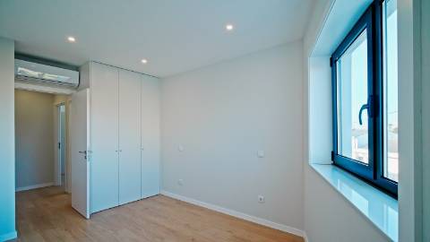 T3 Duplex Novo em Póvoa de Varzim