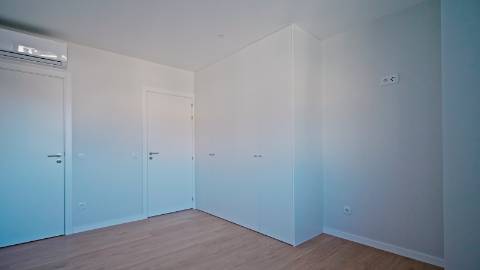 T3 Duplex Novo em Póvoa de Varzim