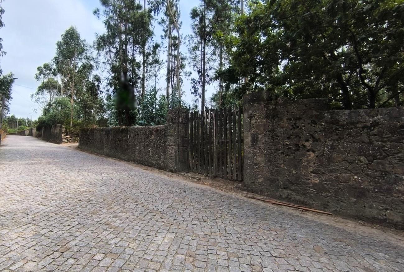 Terreno c/ 6854 m2 em Rio Mau Vila do Conde