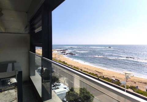 T1 de Luxo em 1ª Linha de Mar em Vila do Conde