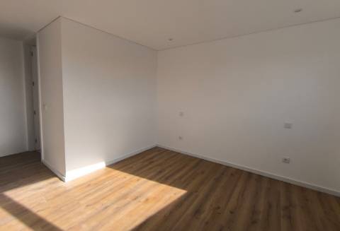 Apartamento T2 em Construção na Póvoa de Varzim