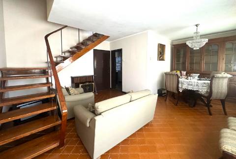 Moradia com Traça de Arquiteto no Coração da Póvoa de Varzim