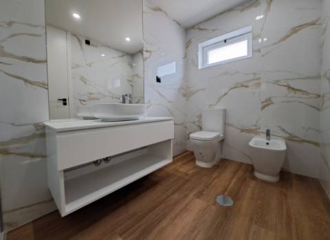 T3 Totalmente Remodelado no Centro da Póvoa de Varzim