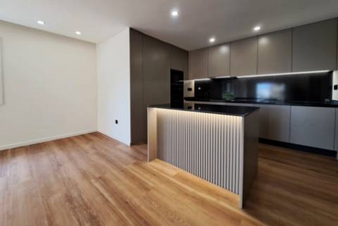 T3 Totalmente Remodelado no Centro da Póvoa de Varzim