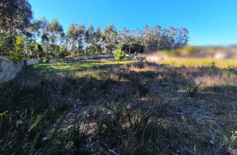 Terreno com 722m2 em Beiriz na Póvoa de Varzim