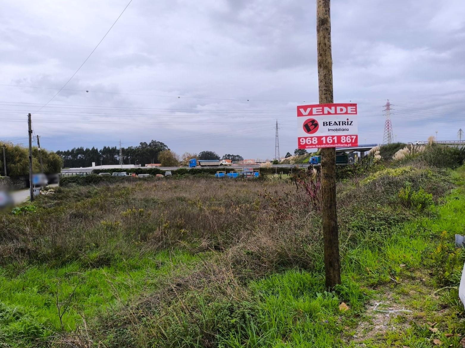 Lote para construção c/ 1304 m2 em Beiriz na Póvoa de Varzim
