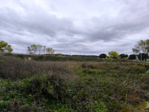 Lote para construção c/ 1304 m2 em Beiriz na Póvoa de Varzim
