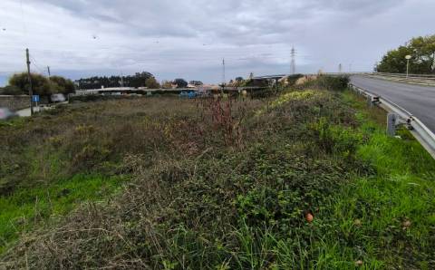 Lote para construção c/ 1304 m2 em Beiriz na Póvoa de Varzim
