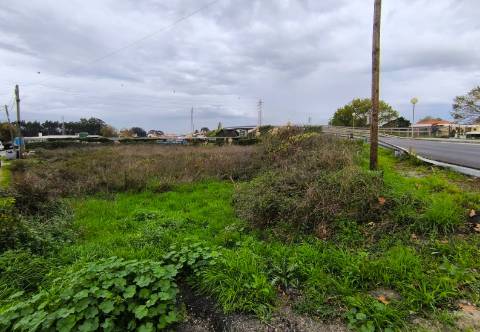 Lote para construção c/ 1304 m2 em Beiriz na Póvoa de Varzim
