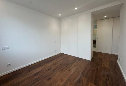 T3 Seminovo para Arrendamento na Póvoa de Varzim
