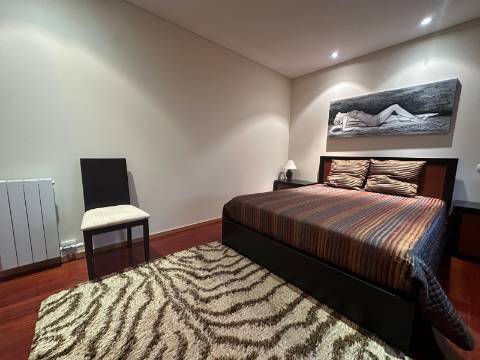 T3 em Condomínio Fechado c/ Piscina na Póvoa de Varzim