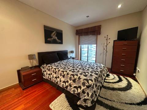 T3 em Condomínio Fechado c/ Piscina na Póvoa de Varzim