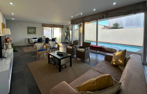 Moradia T4 com Piscina em Esposende