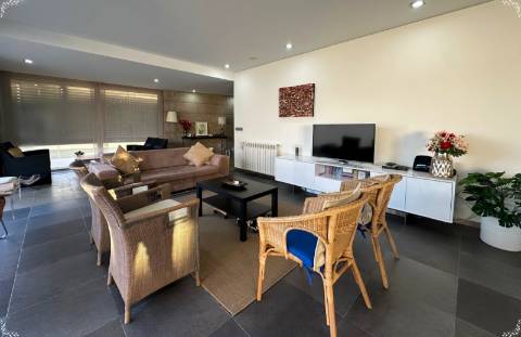 Moradia T4 com Piscina em Esposende