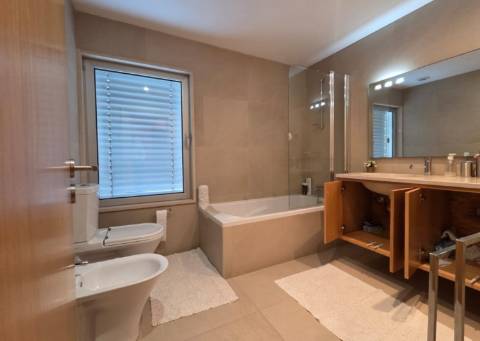 Moradia T4 com Piscina em Esposende