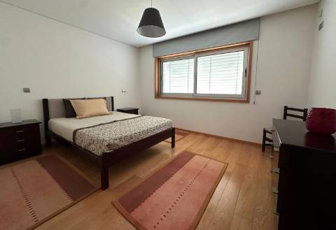 Moradia T4 com Piscina em Esposende