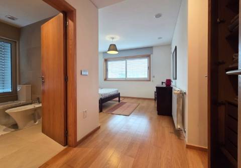 Moradia T4 com Piscina em Esposende