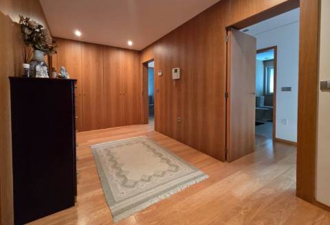 Moradia T4 com Piscina em Esposende