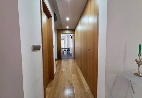 Moradia T4 com Piscina em Esposende