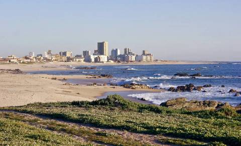 Prédio em 2ª Linha de Mar em Vila do Aver-O-Mar na Póvoa de Varzim