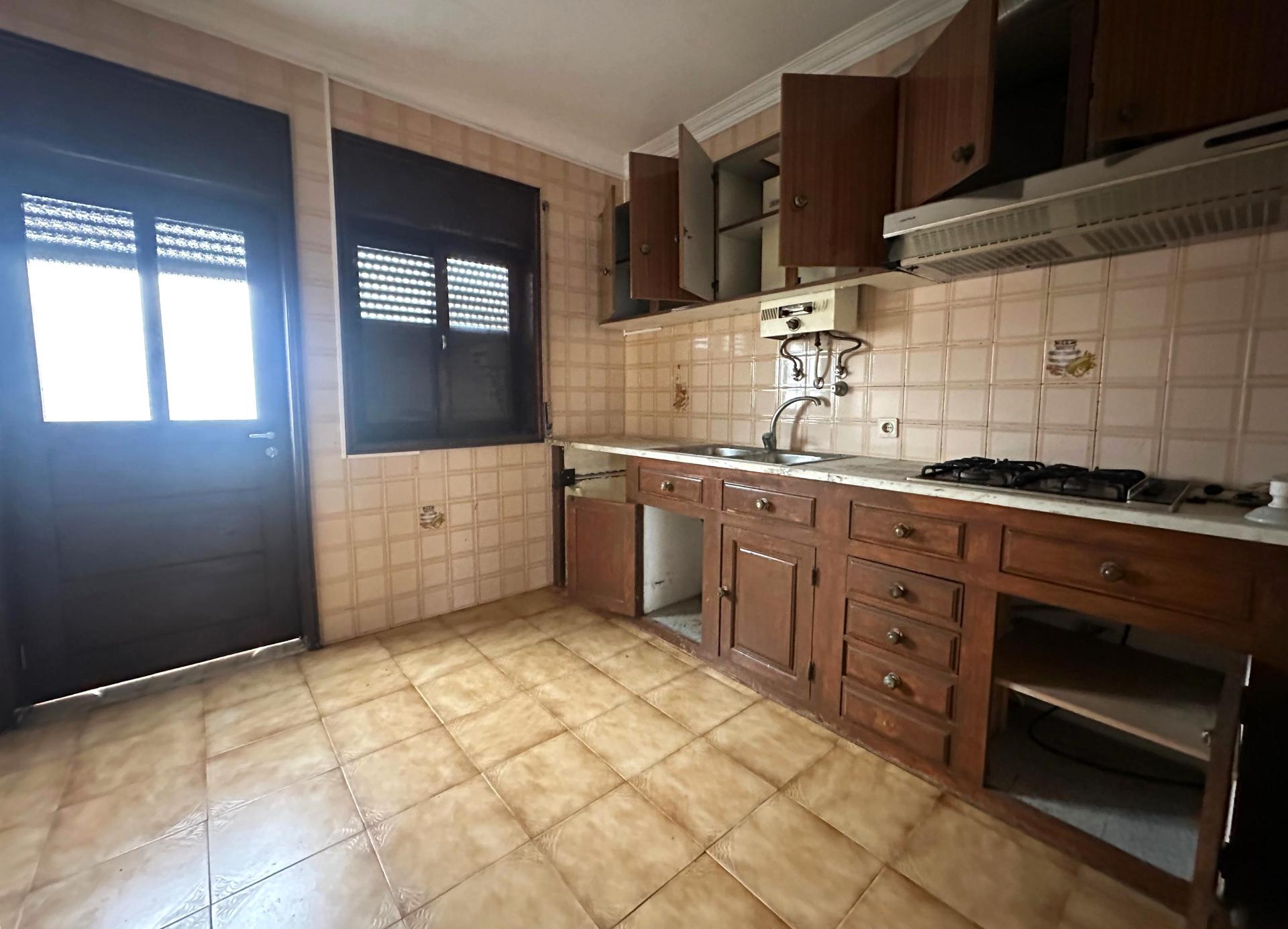 Prédio em 2ª Linha de Mar em Vila do Aver-O-Mar na Póvoa de Varzim