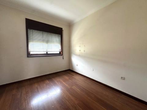 Moradia T5 em 2ª Linha de Mar em Vila do Aver-O-Mar na Póvoa de Varzim