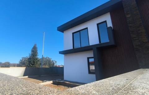 Moradia T3 em Construção em Balazar na Póvoa de Varzim