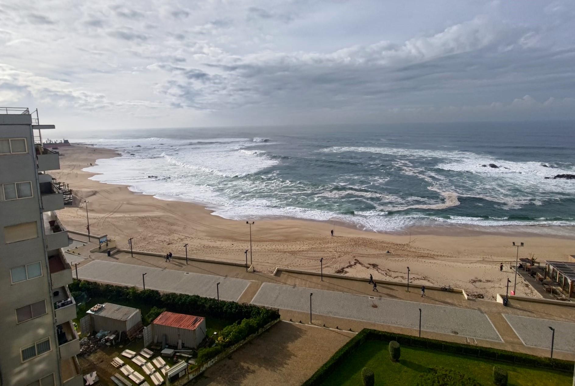 T2+1 para Arrendamento Anual na 1ª Linha de Mar da Póvoa de Varzim