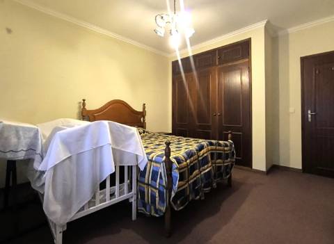 Apartamento T2 em prédio na 1ª Linha de Mar