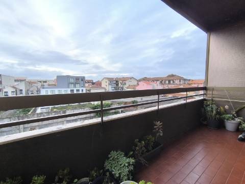 Apartamento T3 no Centro em Vila do Conde