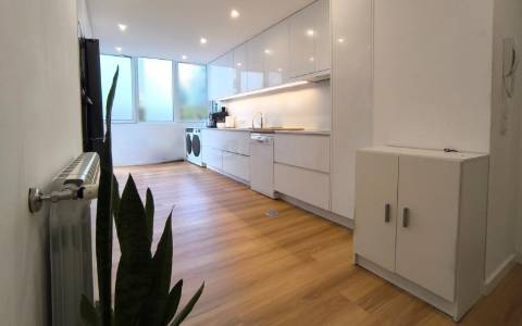 Apartamento T4 com Terraço na Póvoa de Varzim
