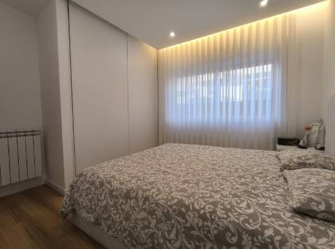 Apartamento T4 com Terraço na Póvoa de Varzim
