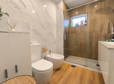 Apartamento T4 com Terraço na Póvoa de Varzim
