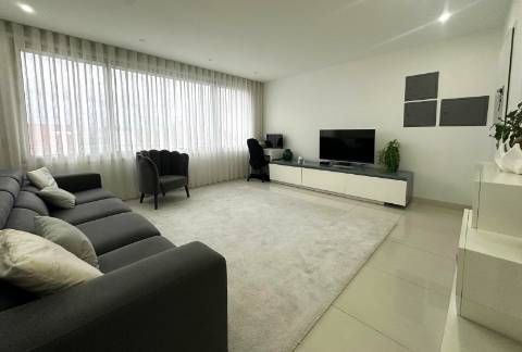 T2 Duplex com Terraço e Vistas de Mar em Caxinas Vila do Conde
